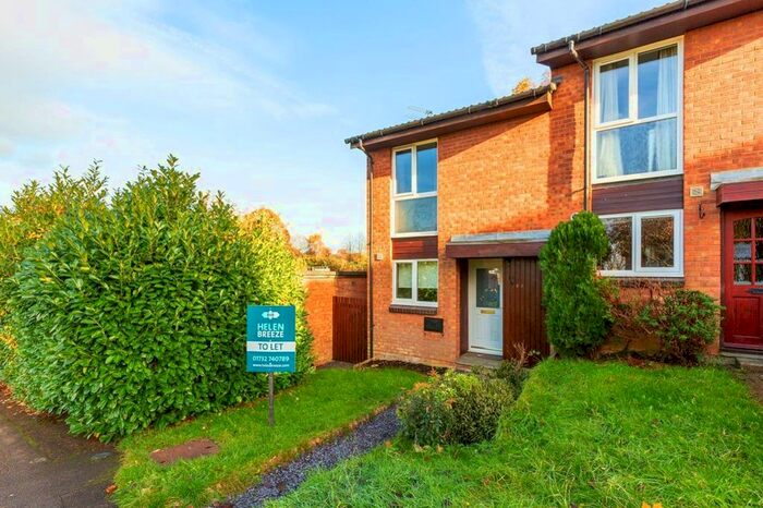 2 Bedroom Terraced House To Rent In Kennedy Gardens, Sevenoaks, Kent, TN13