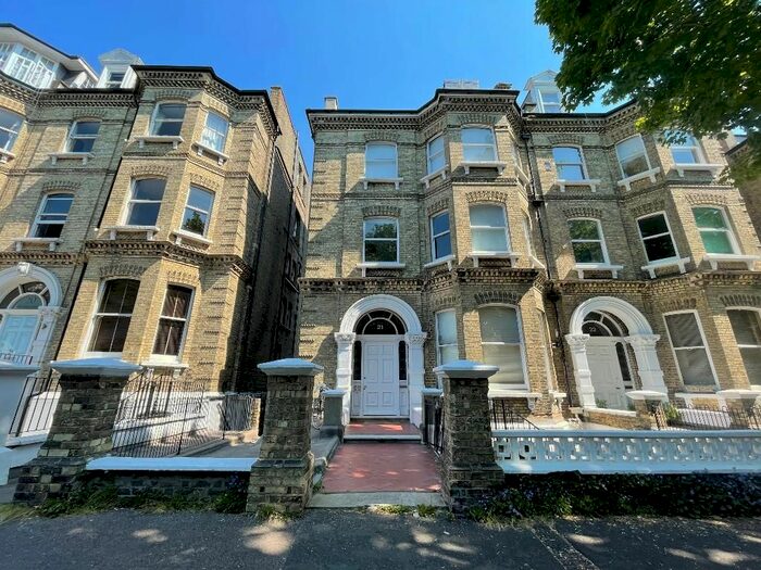 Studio To Rent In Cromwell Road, Hove, BN3