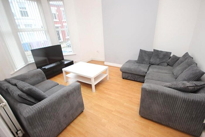4 Bedroom Terraced House To Rent In Egerton Road, L15