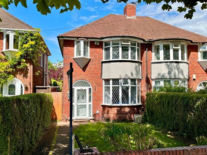 3 Bedroom Semi-Detached House For Sale In Kings Road, Sutton Coldfield, B73