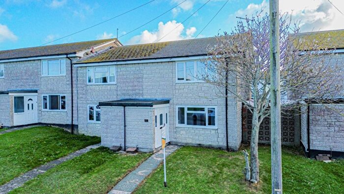 3 Bedroom Terraced House For Sale In Greenways, Portland, DT5