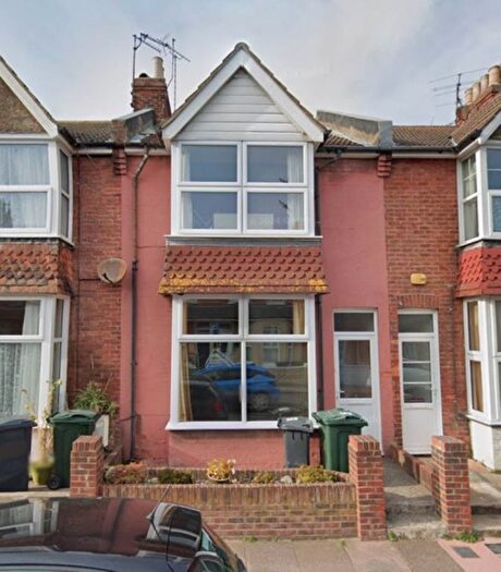 3 Bedroom Terraced House To Rent In Avondale Road, Eastbourne, BN22