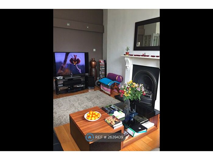 1 Bedroom Flat To Rent In Warwick Ave, London, W9