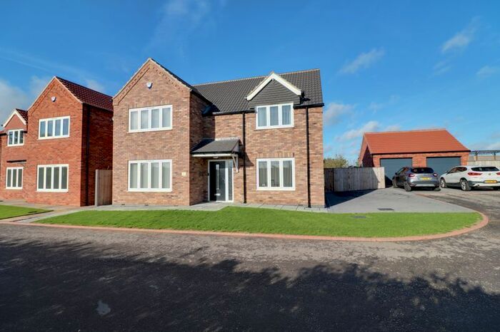 4 Bedroom Detached House For Sale In Hawthorn Rise, Scotter, Gainsborough, DN21