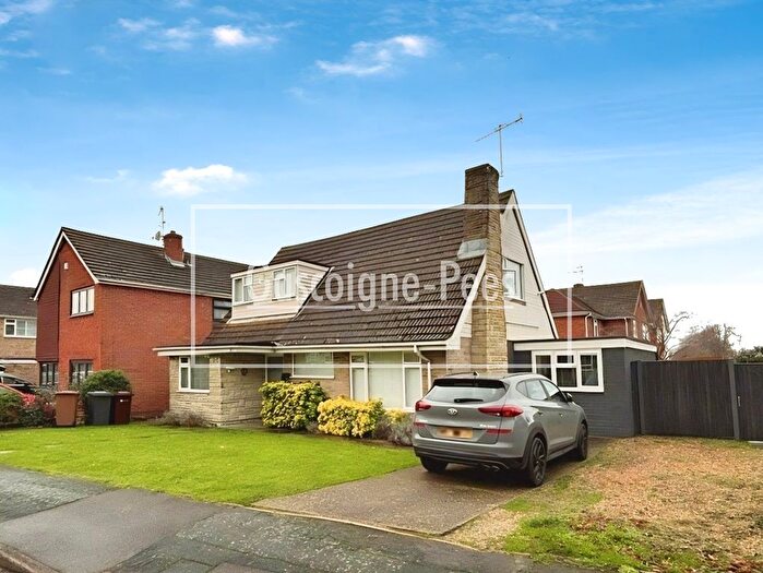 4 Bedroom Detached House To Rent In Rodney Way, Guildford, GU1