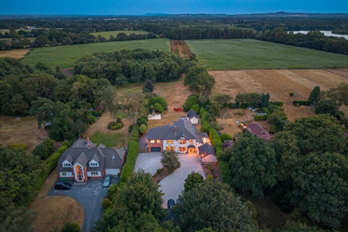 4 Bedroom Detached House For Sale In Manor Court, Dalefords Lane, Whitegate, CW8