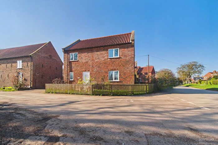 3 Bedroom Detached House For Sale In Church Side, Goxhill, North Lincolnshire, DN19