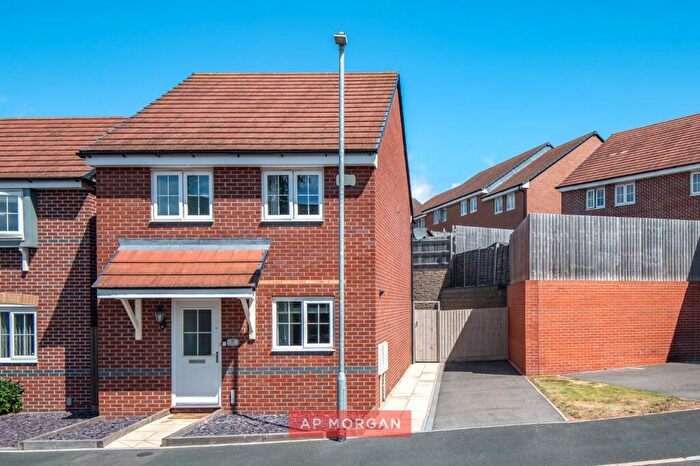 3 Bedroom Detached House For Sale In Swallows Close, Bromsgrove, Worcestershire, B61