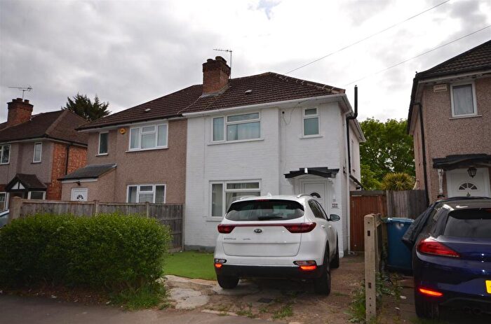 3 Bedroom Semi Detached House For Sale In Hampden Road, Harrow, HA3