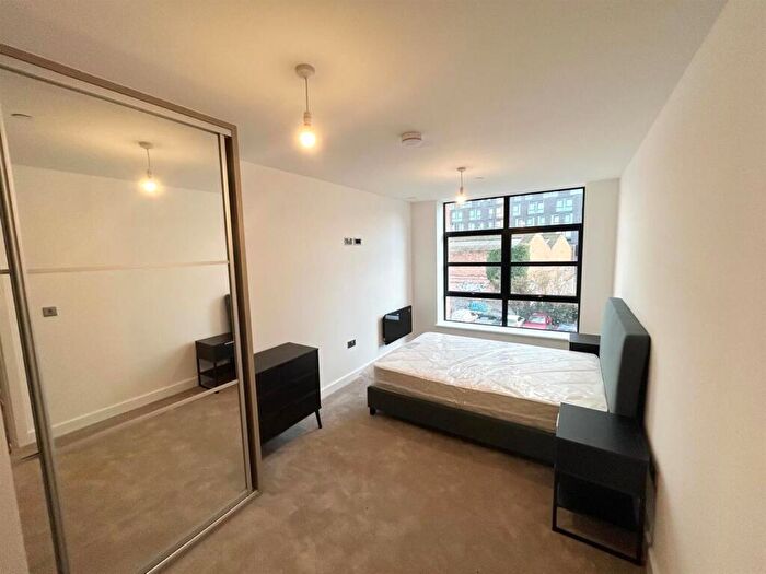 2 Bedroom Apartment To Rent In Gunsmith House, Price Street, Birmingham, B4