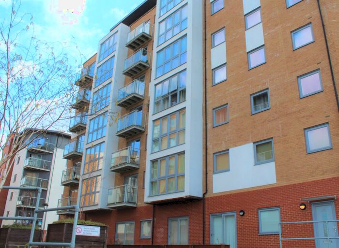 2 Bedroom Flat To Rent In Keel Point, Ship Wharf, Colchester, Essex, CO2