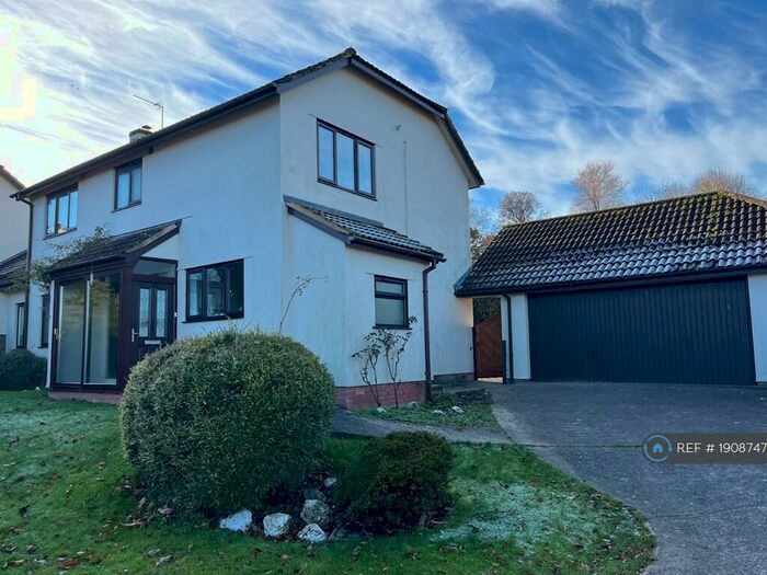 4 Bedroom Detached House To Rent In Orchard Close, Upton Pyne, Exeter, EX5