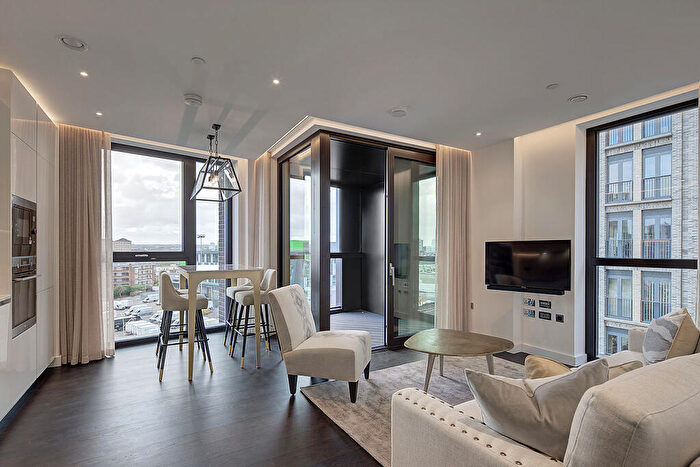 2 Bedroom Apartment To Rent In Thornes House, Nine Elms, London, SW11