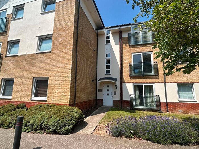 1 Bedroom Flat For Sale In Eddington Crescent, Welwyn Garden City, AL7