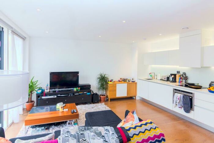 1 Bedroom Apartment To Rent In Kidbrooke Village, Wallace Court, Kidbrooke, SE3