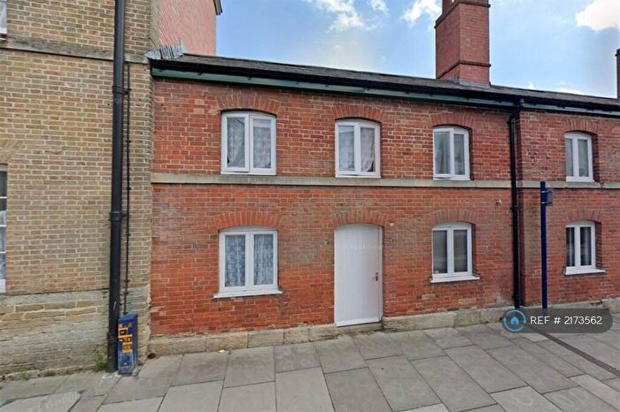 2 Bedroom Terraced House To Rent In The Cottages, Devizes, SN10