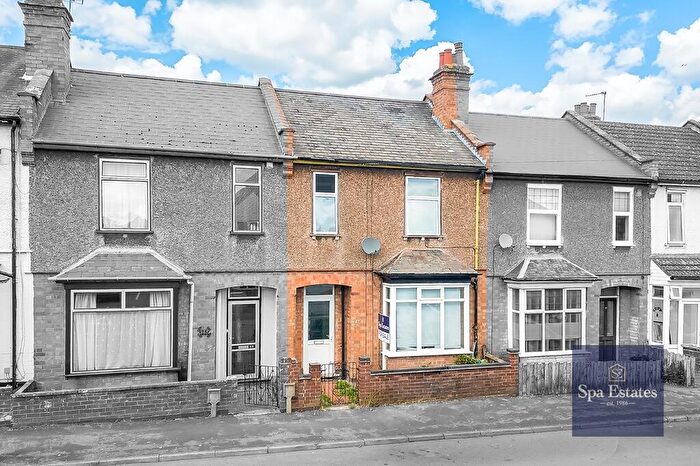 3 Bedroom Terraced House For Sale In Llewellyn Road, Leamington Spa, Warwickshire, CV31