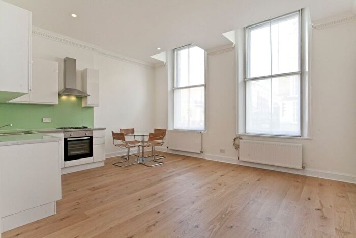 2 Bedroom Flat To Rent In Gloucester Place, Marylebone, W1U