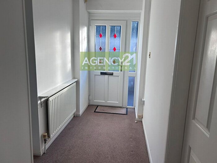 2 Bedroom Bungalow To Rent In Greville Smith Avenue, Whitnash, CV31