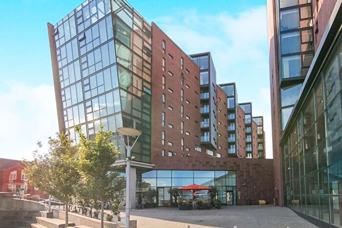 4 Bedroom Apartment To Rent In Great Ancoats Street, Manchester, M4