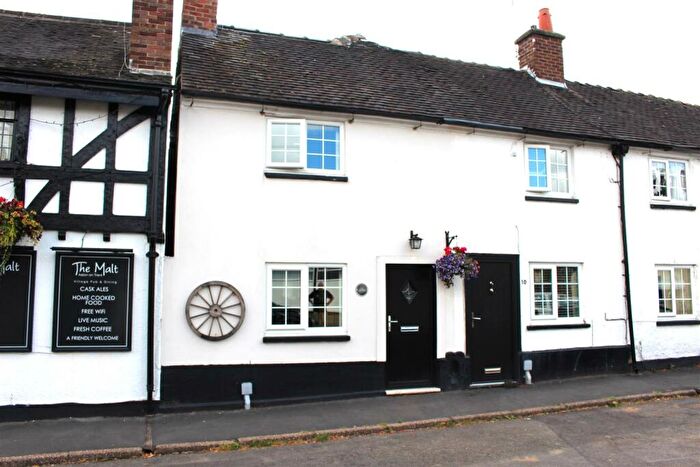 2 Bedroom Cottage For Sale In The Green, Aston-On-Trent, Derbyshire, DE72