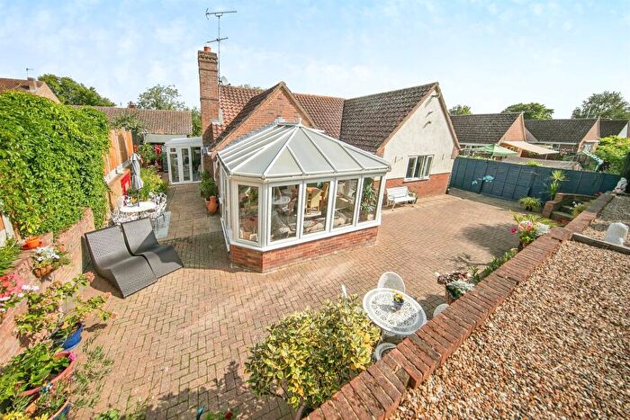 3 Bedroom Detached Bungalow For Sale In Flax Lane, Glemsford, Sudbury, CO10