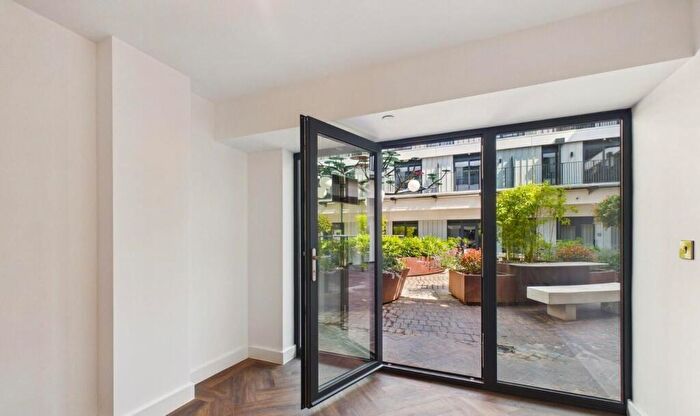 1 Bedroom Flat For Sale In Fountain Court, , Birmingham, B4 - Photo 7