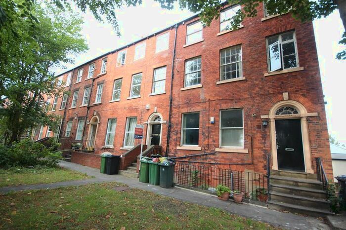 1 Bedroom Flat To Rent In Blenheim Square, Hyde Park, Leeds, LS2