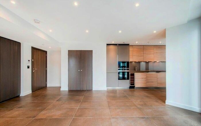 1 Bedroom Flat To Rent In Chronicle Tower, B City Road, London, EC1V