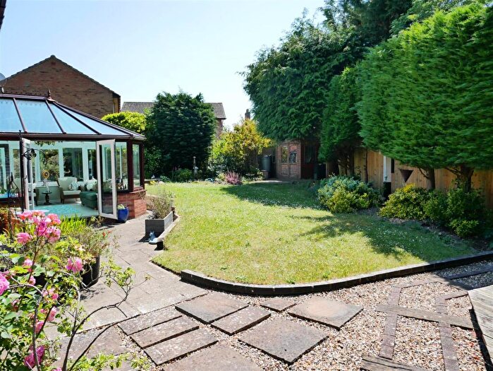 4 Bedroom Detached House For Sale In Quarrydale Close, Calne, SN11