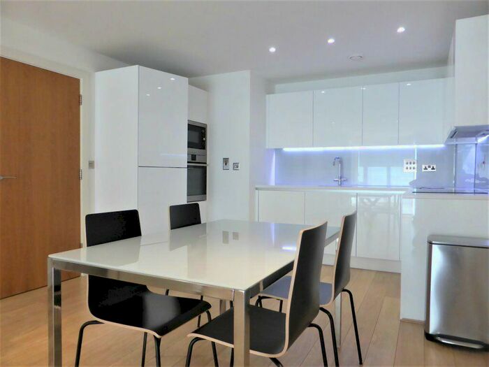 3 Bedroom Flat To Rent In Thomas House -, P16