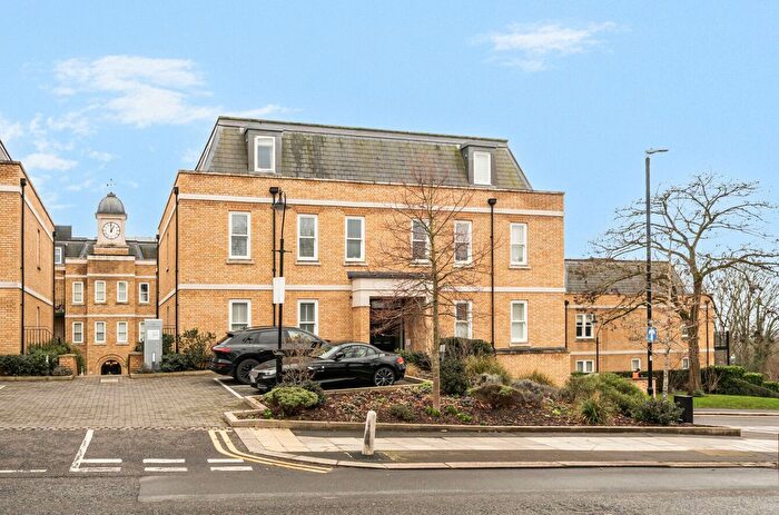1 Bedroom Flat For Sale In Mornington House, Atkinson Close, London, SW20