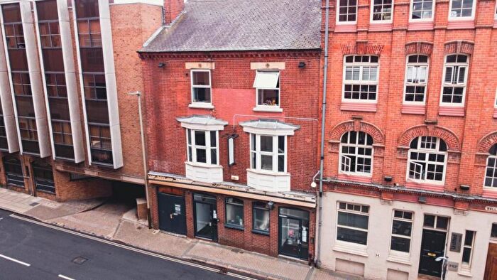 Flat To Rent In Flat, A Wellington Street, Leicester, LE1