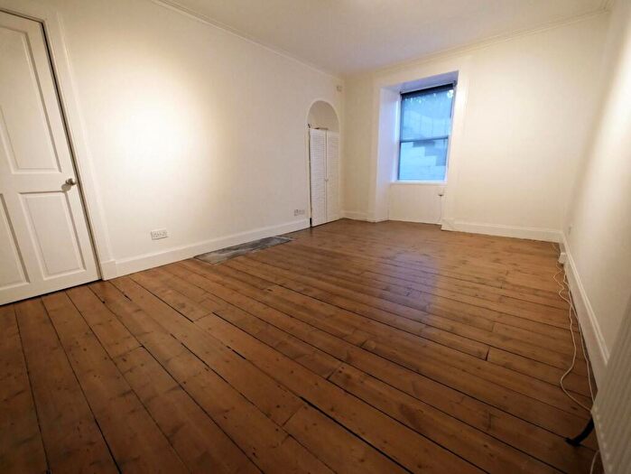 1 Bedroom Flat To Rent In Madeira Place, Leith, Edinburgh, EH6