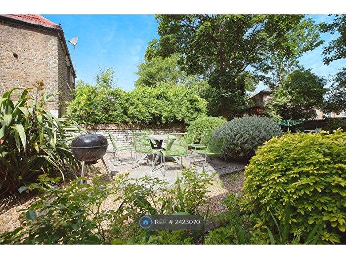 4 Bedroom Detached House To Rent In Blackheath Road, London, SE10