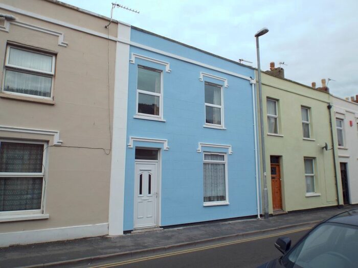 Studio To Rent In Burnham On Sea, Somerset, TA8