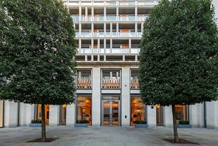 3 Bedroom Flat To Rent In Strand, Clement House, London, WC2R