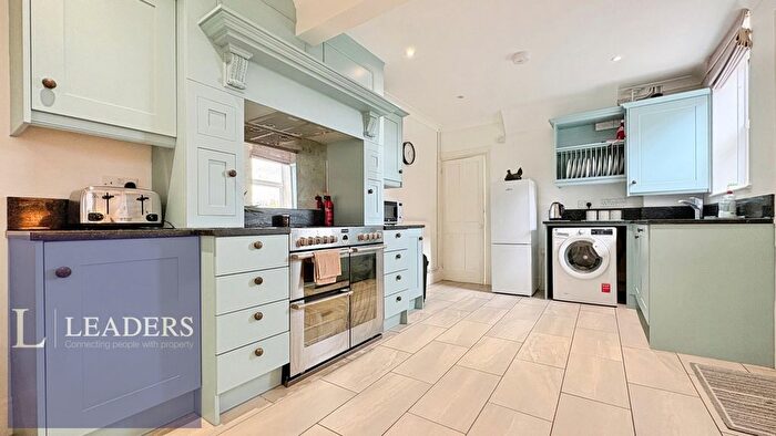3 Bedroom Detached House For Sale In Pretoria Road, Halstead, Essex, CO9