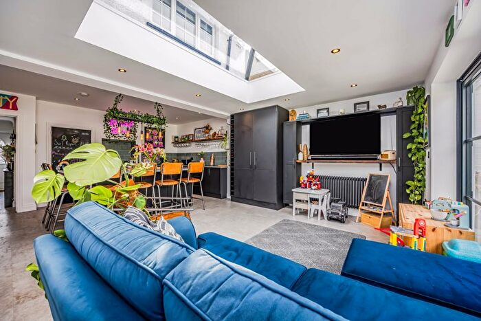 3 Bedroom Terraced House For Sale In Record Road, Emsworth, PO10