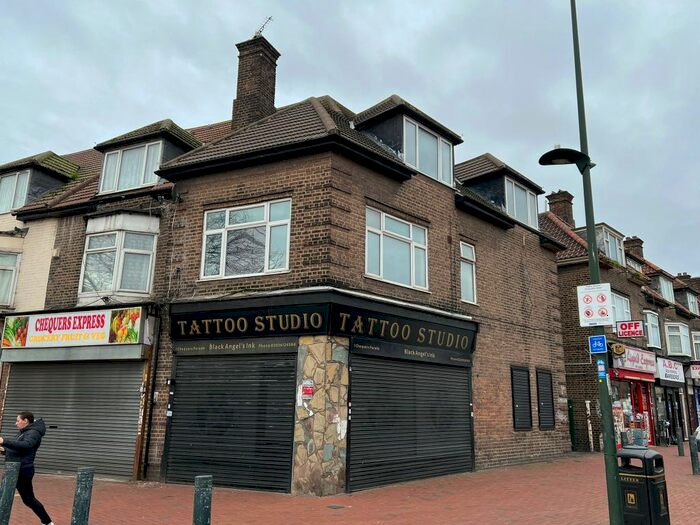 3 Bedroom Maisonette To Rent In Chequers Parade, Dagenham RM9