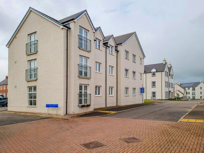 2 Bedroom Flat For Sale In Wellington Terrace, Cove, Aberdeen, AB12