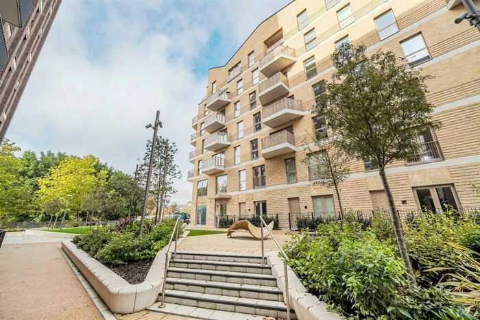 2 Bedroom Apartment To Rent In Carraway Street, Reading, RG1