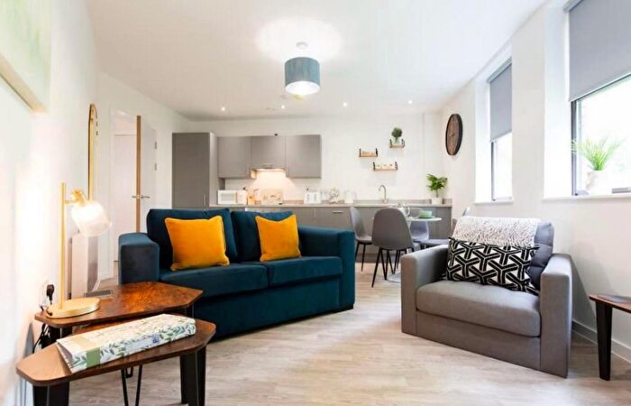 1 Bedroom Flat To Rent In Castle Street, Taunton, TA1