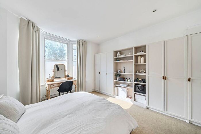 2 Bedroom Flat For Sale In Epirus Road, Fulham, London, SW6