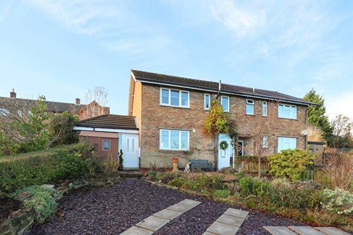 2 Bedroom Semi-Detached House For Sale In Heather Way, Holymoorside, S42