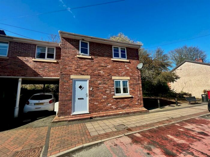 2 Bedroom SemiDetached House For Sale In High Street, Bagillt, CH6