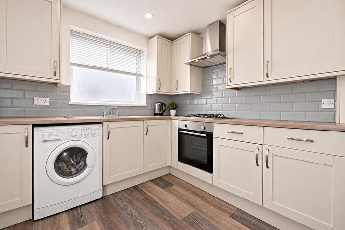 2 Bedroom Flat To Rent In Minny Street, Cathays, CF24