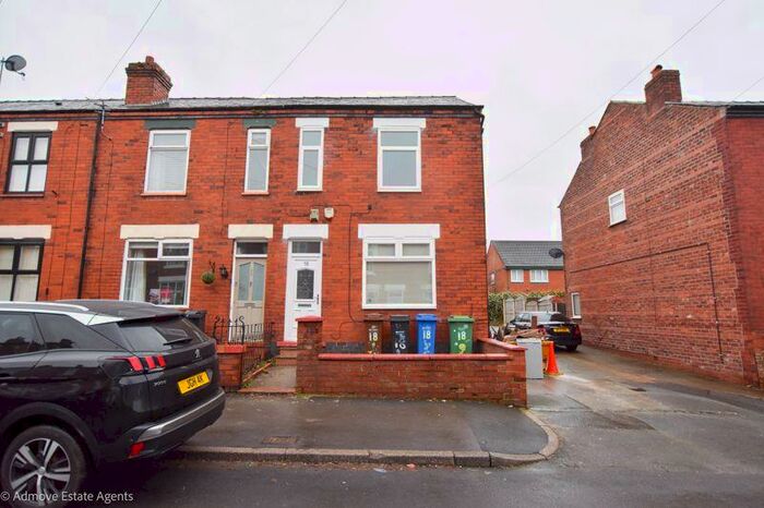 3 Bedroom Terraced House To Rent In Alldis Street, Stockport, SK2