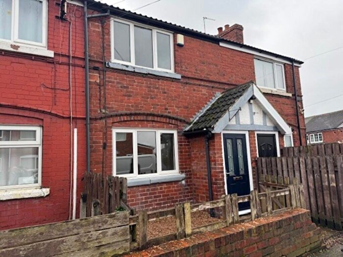 3 Bedroom Terraced House To Rent In Duke Avenue, Maltby, S66