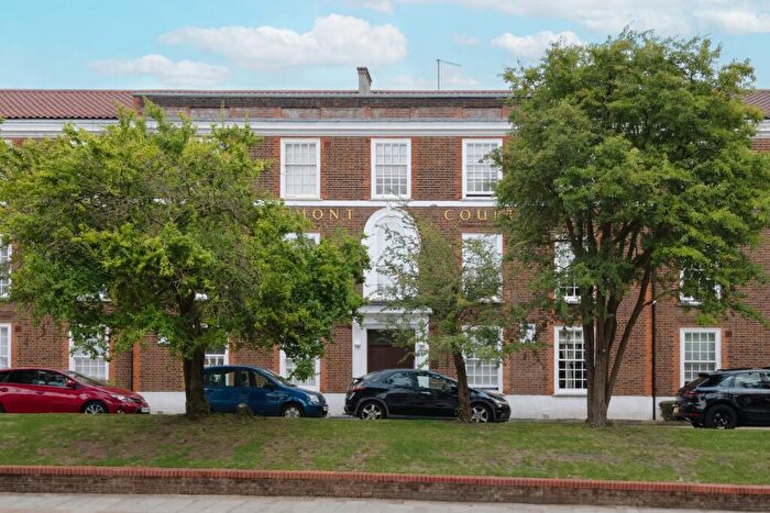 2 Bedroom Flat To Rent In Finchley Road, Temple Fortune, NW11